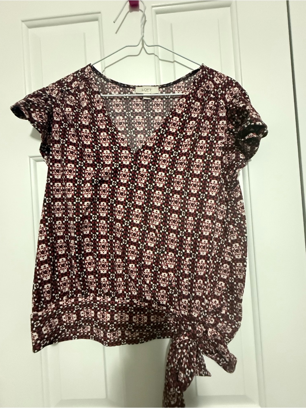 LOFT Burgundy Geo Tie-Hem V-Neck Blouse- Size S